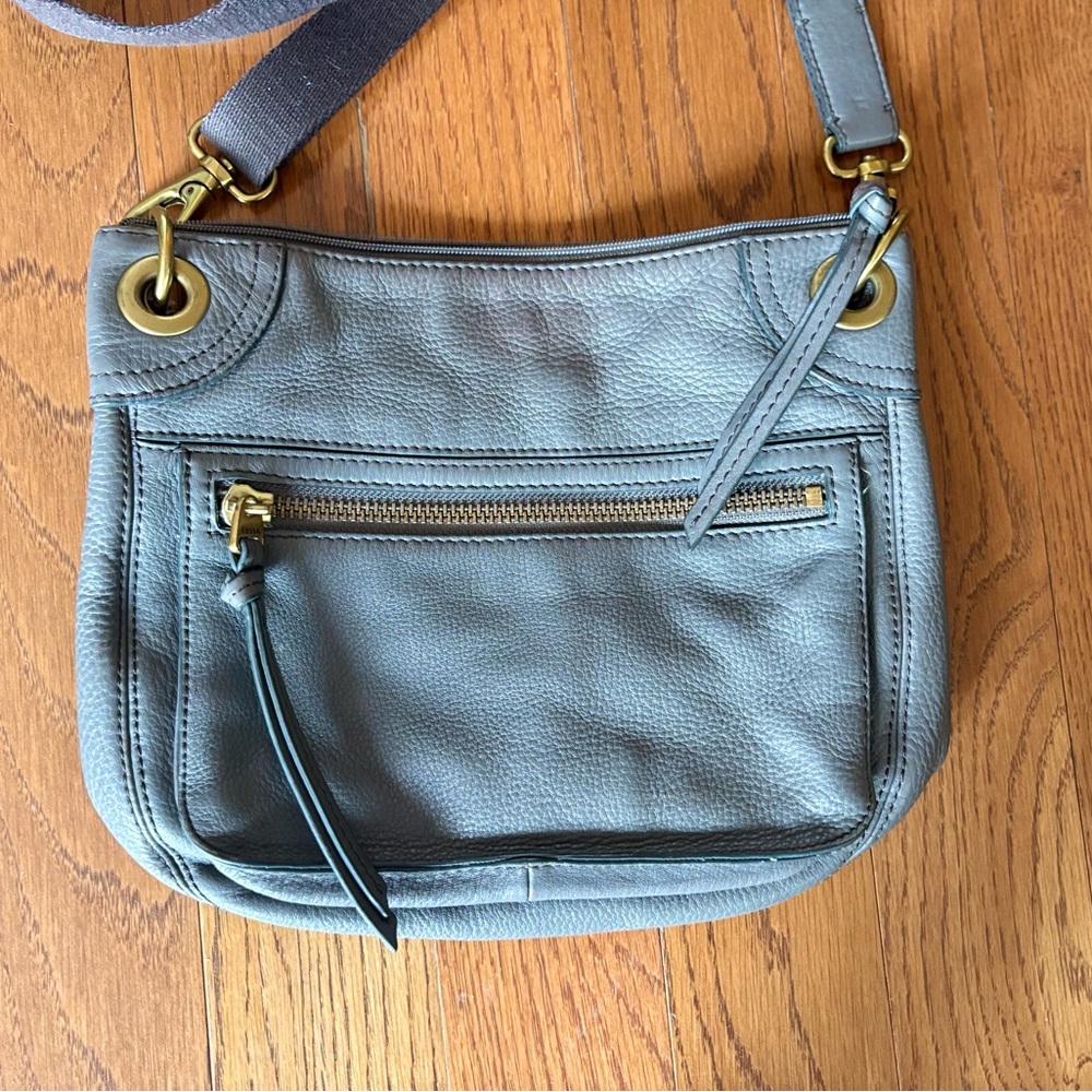 Fossil Gray Leather Hobo Crossbody Shoulder Purse Satchel or Hand Bag
